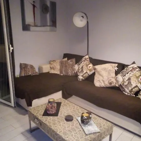 Apart Giulia شقة *